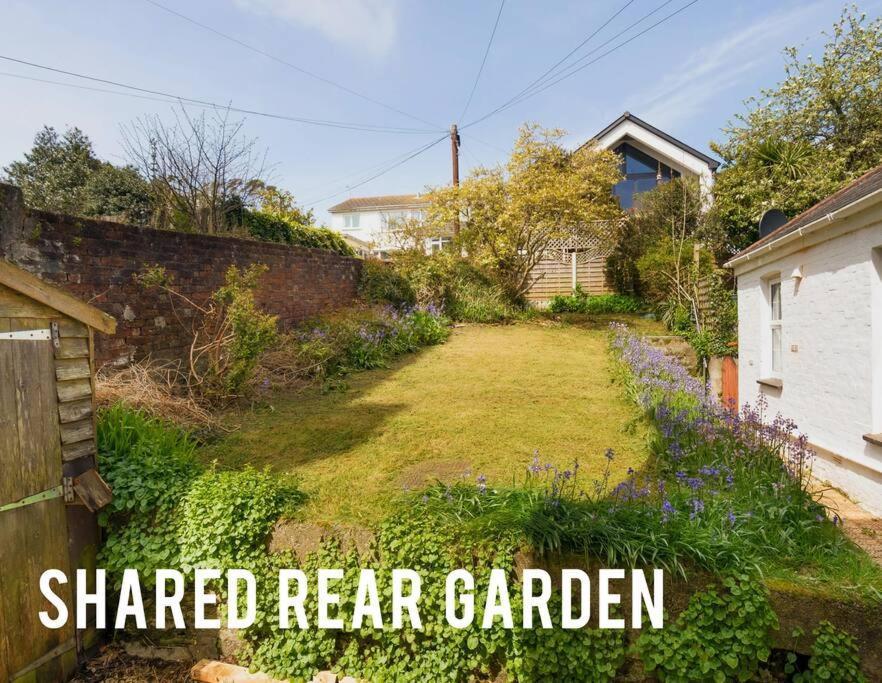 Pendennis - Bright Victorian Flat, Sea Views & Close To Beach 팰머스 외부 사진